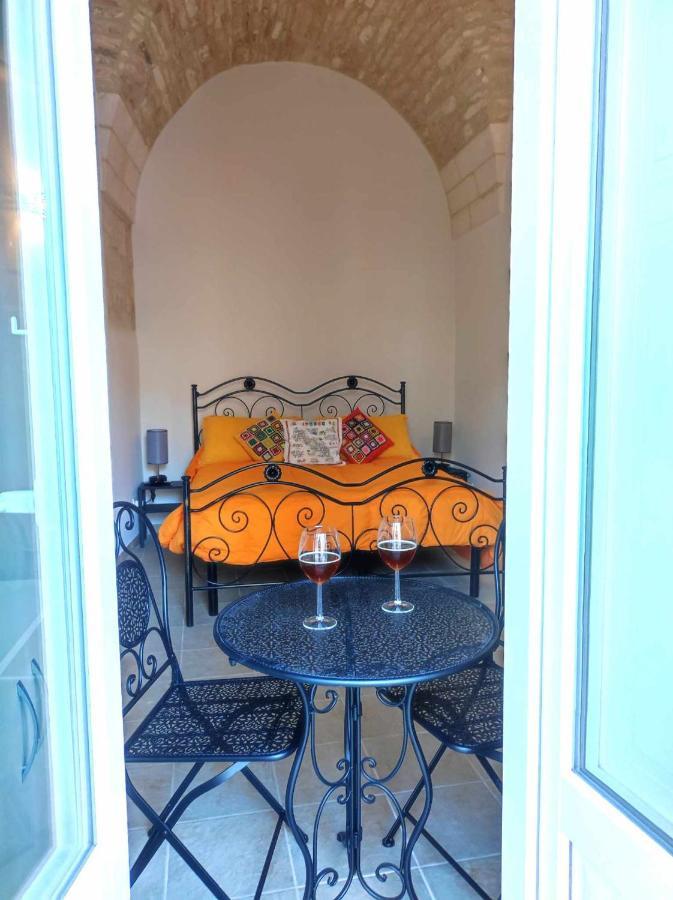 Il Plebiscito Luxury Loft Fronte Basilica Lejlighed Martina Franca Eksteriør billede